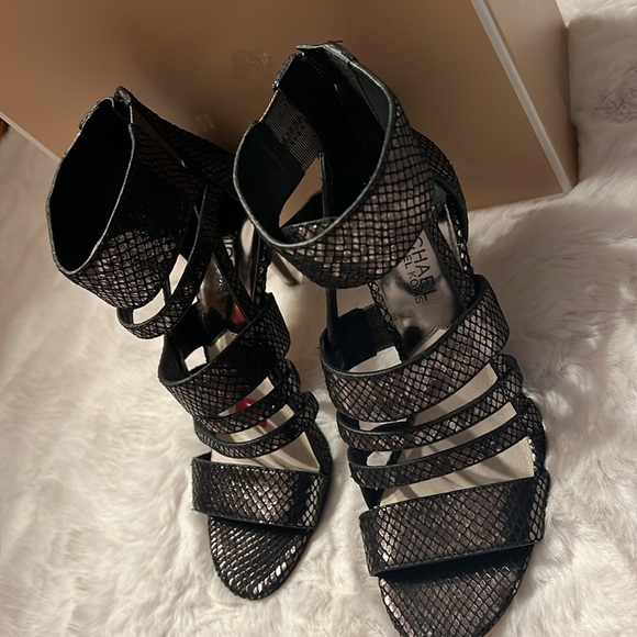 Size 7, SHILOH OPEN TOE MICHAEL KORS METALLIC LEATHER OPEN TOE HEELS.. NEW! - Picture 3 of 12